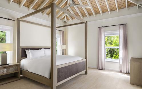 Sugar Beach Viceroy Saint Lucia - Ocean View Superior Cottage Bedroom with a view